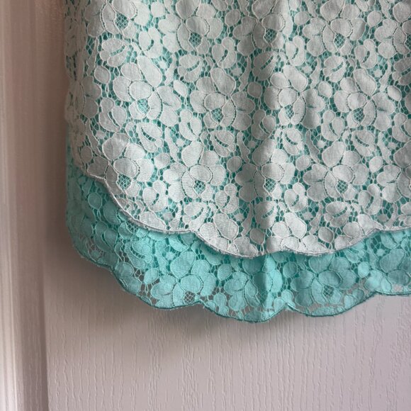 Artiza Talula Lace Tank Top - Picture 3 of 6